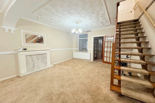 Mountain View, Pant Street, Bridgend photo 4