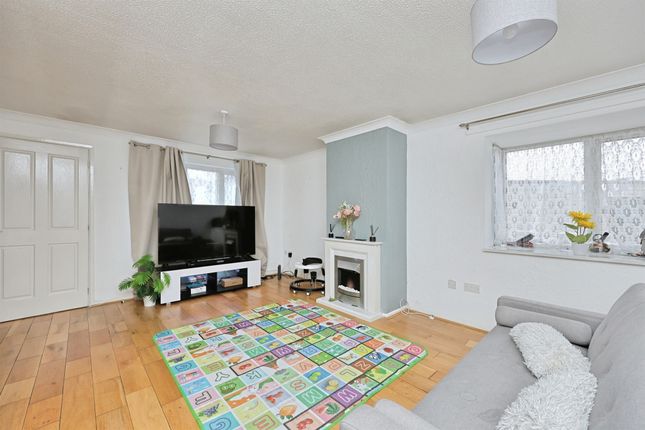 58, Middleton Crescent, Norwich photo 2
