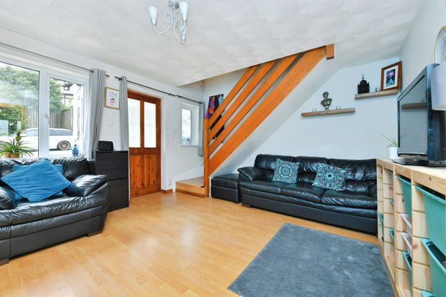 33, Highertown Park, Saltash photo 4