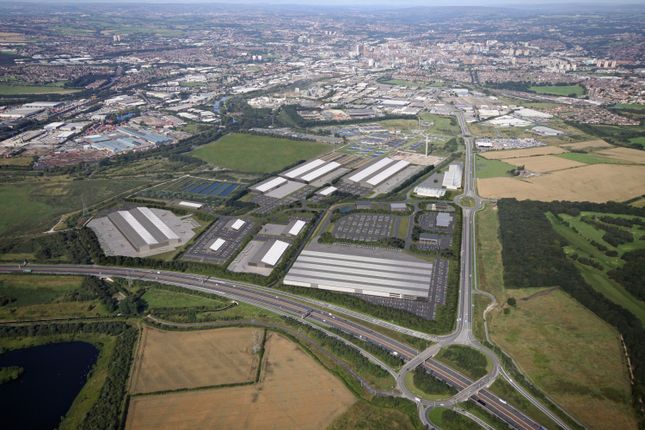 Industrial to let in Gateway45 Leeds M1, Aire Valley Way, Leeds