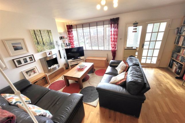 22, St. Martins Park, Pembrokeshire photo 3