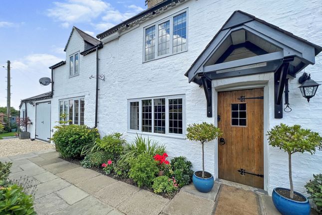 Thumbnail Cottage for sale in Blacksmiths Lane, Northend, Southam