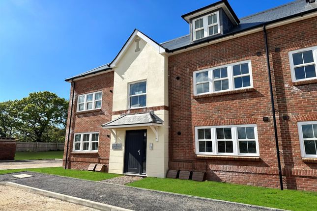 Thumbnail Flat for sale in Warmwell Road, Crossways, Dorchester