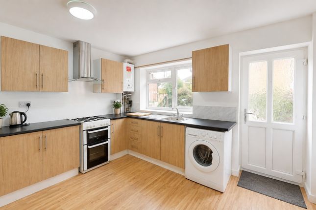 101, Moulsecoomb Way, Brighton photo 3