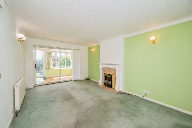 42, Shakespeare Avenue, Lichfield photo 3