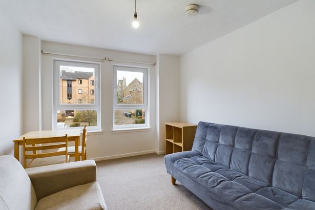 37 Flat 9, Parkside Terrace, Edinburgh photo 3