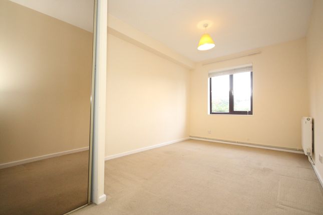 The Rowans, The Rowans, Woking photo 4