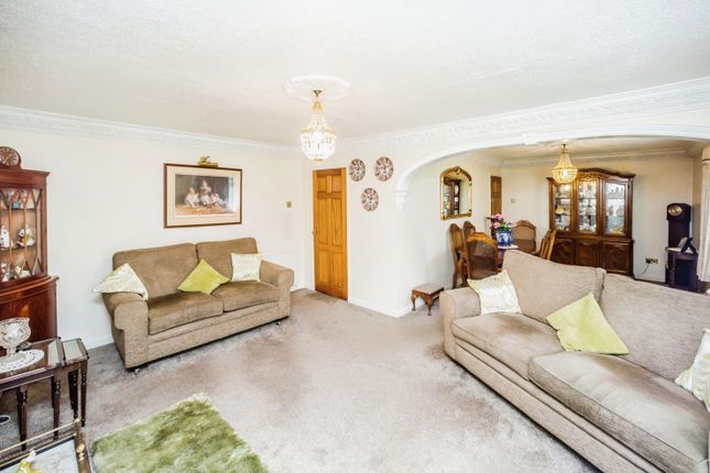 Bungalow for sale in Lynwood Close, Knottingley, West Yorkshire