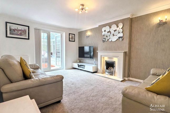 14, Emerald Drive, Oldham photo 4
