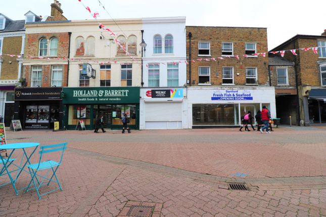 Retail premises to let in High Street, Dartford