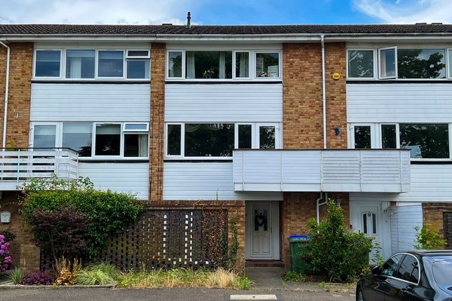 Thumbnail Terraced house for sale in Buckingham Avenue, West Molesey
