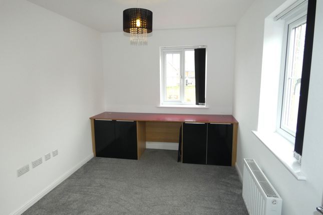 Semi-detached house to rent in Bradford Avenue, Chorley