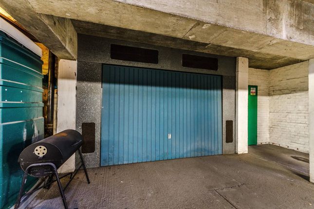 Parking/garage for sale in Garage, Vanbrugh Court, Kennington, London