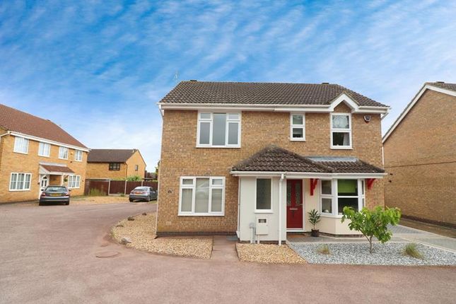 Thumbnail Semi-detached house to rent in Glamis Close, Rushden