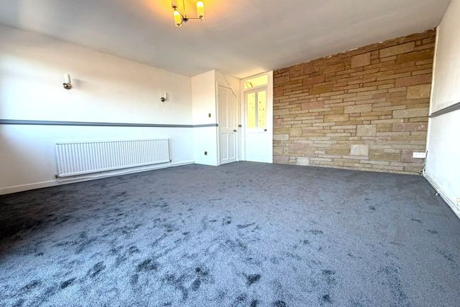 4 Hillside Close, Blackburn photo 4