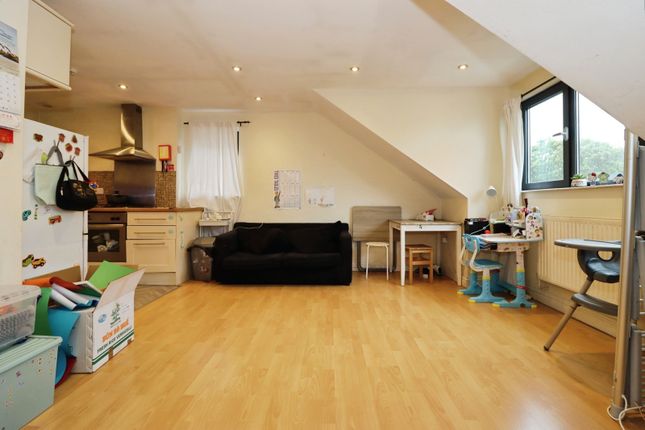Flat 11 Beechwood House,, Beechwood Road, Avon photo 4