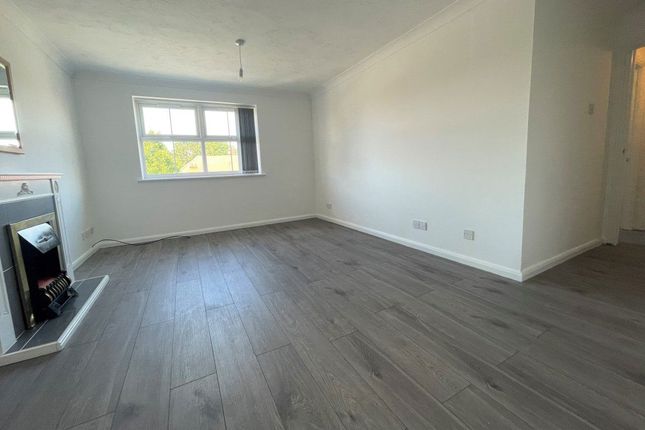 Botham Drive, Berks photo 2
