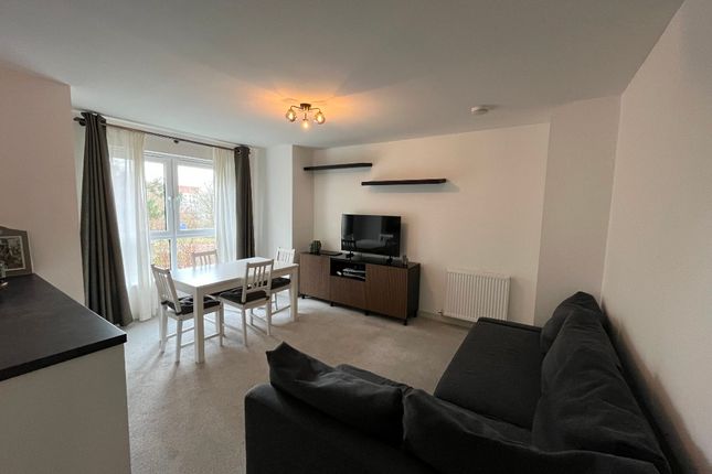 Kaims Crescent, Livingston, EH54 7FX, Livingston photo 4