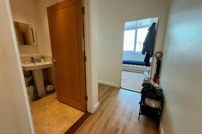 Flat 28, Arundel House, Portsmouth photo 2