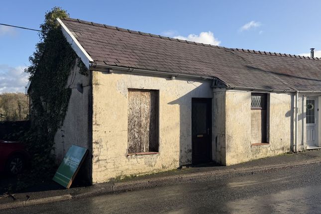 2-bed house on 2, Rhyddwen Road, Swansea, £55,000