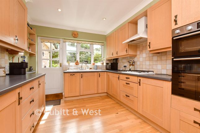 5, Burford Lane, Epsom photo 4