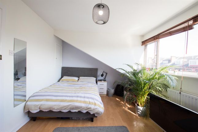 Regent Terrace, Leeds photo 5