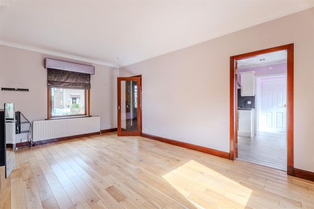 190, O'wood Avenue, Motherwell photo 4
