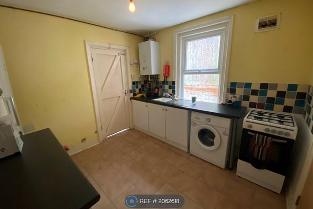 Terraced house to rent in Bevois Hill, Southampton
