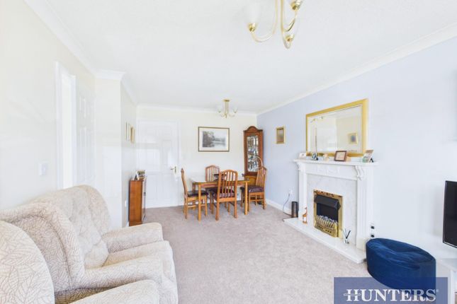 23, Tintern Avenue, Bridlington photo 3