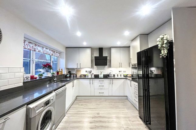 86, Ladyburn Way, Morpeth photo 4
