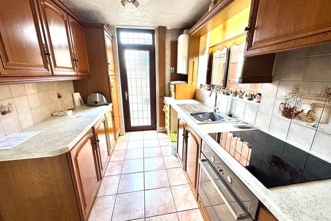 33, Whittleford Road, Nuneaton photo 3