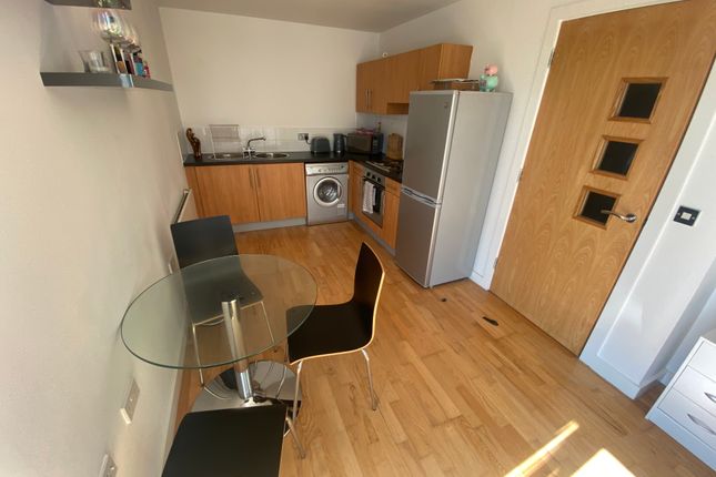 Flat to rent in Waterloo Street, Leeds