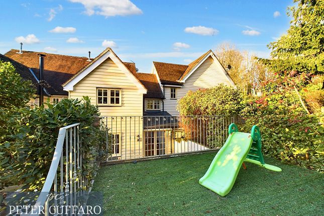 End terrace house to rent in Warrax Park, Stanstead Abbotts