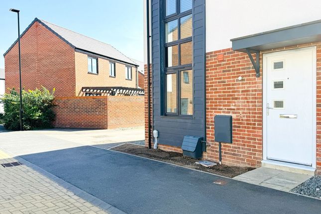 17, Risedale Drive, York photo 2