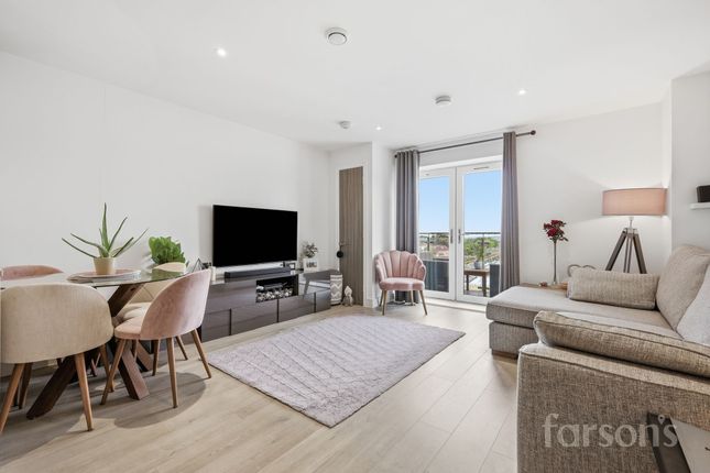 37 Luna St. James, Brentwood photo 3