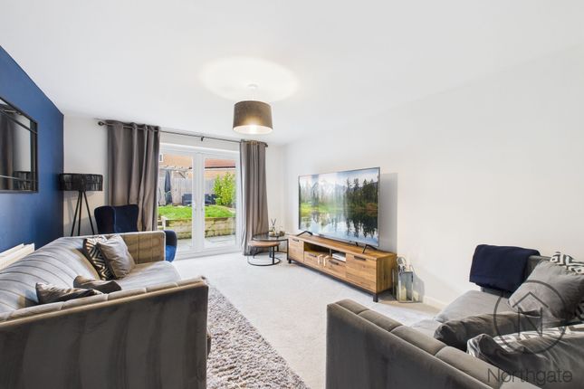 34 Chestnut Way, Newton Aycliffe photo 3