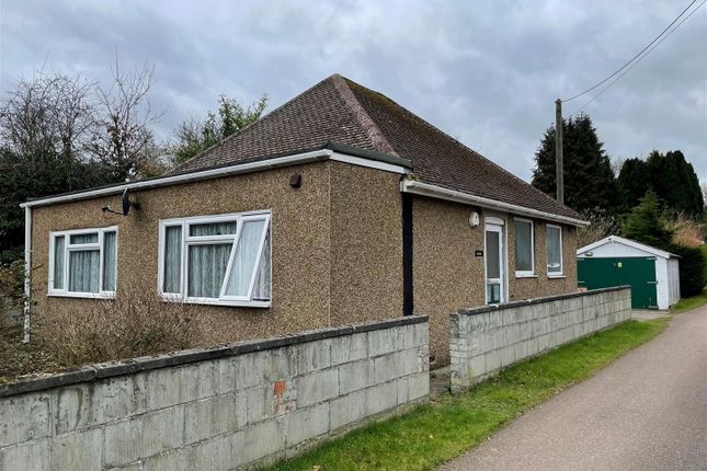 Detached bungalow to rent in Ash Road, Ash, Sevenoaks