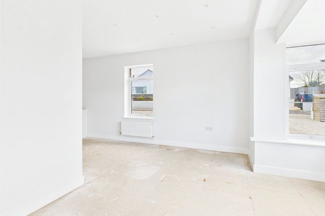 Apartment 2, Northshore Apartments, 57, Killerton Road, Cornwall photo 4
