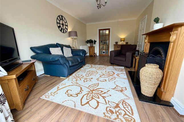 7, Alban Crescent, Milford Haven photo 5