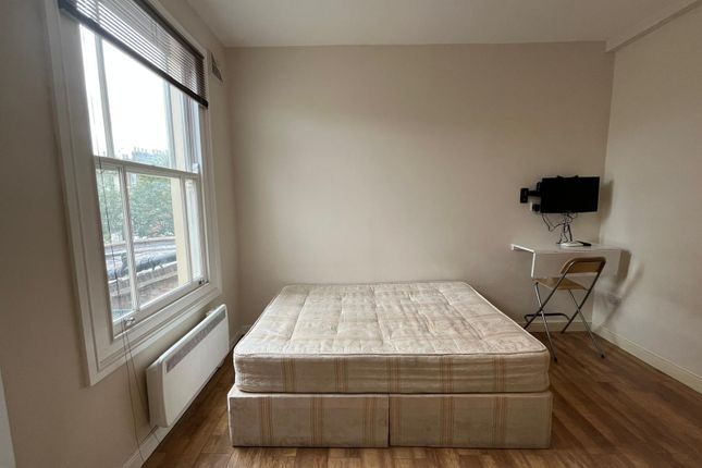 Flat 1 Room 4 31A, Junction Road, London photo 2