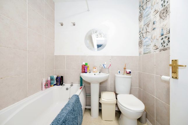 Flat for sale in Southwood Road, Hayling Island, Hampshire