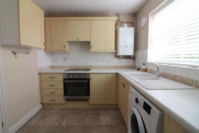 7, Meadhook Drive, Barton Le Clay photo 4