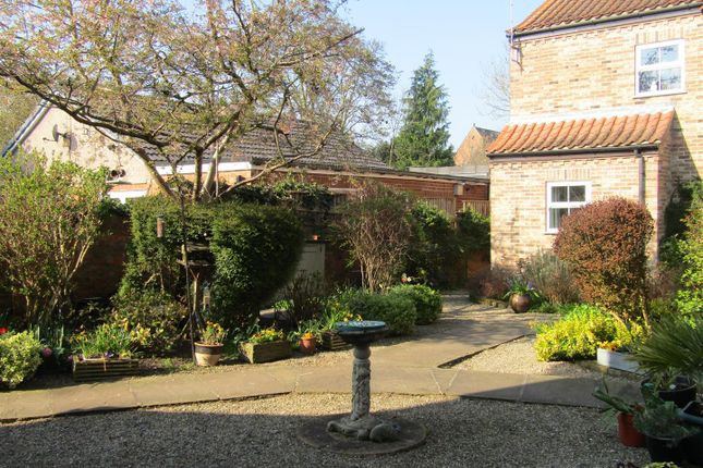 7, Fountain Court Mews, Boroughbridge, York photo 4