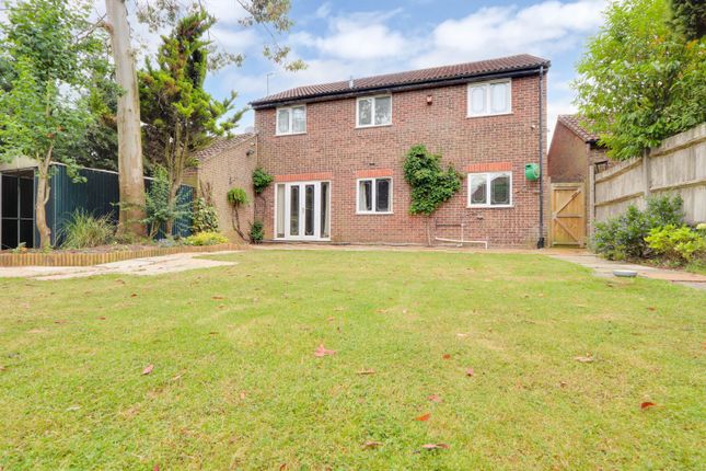 Detached house for sale in Augustus Drive, Basingstoke, Hampshire