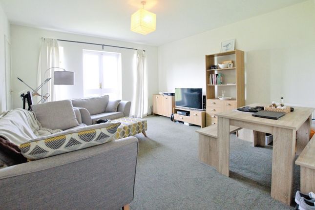 7, Syon Court, Park View Close, St Albans photo 2