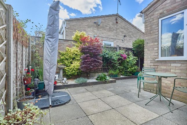 9, Lobelia Close, Burbage photo 3