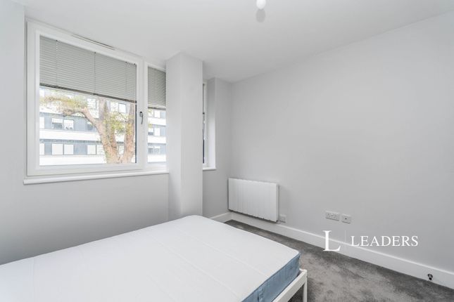 Flat 119 Compass Point, 450, Romsey Road, Southampton photo 4