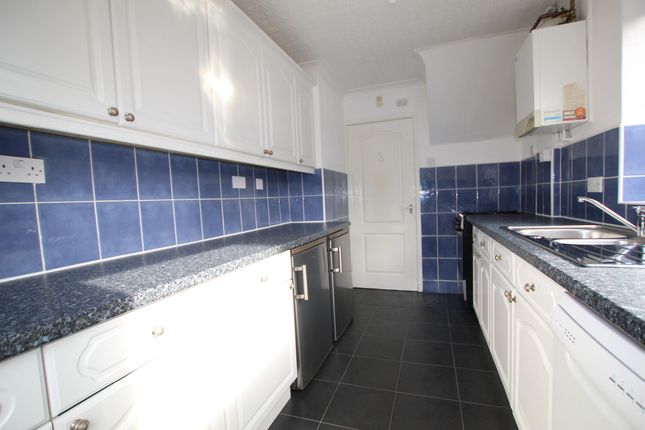 69 Tunwell Greave, Sheffield photo 4