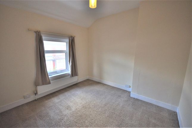 17, Leavesden Road, Watford photo 5