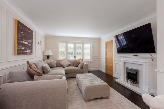 20, Bosman Drive, Windlesham photo 3